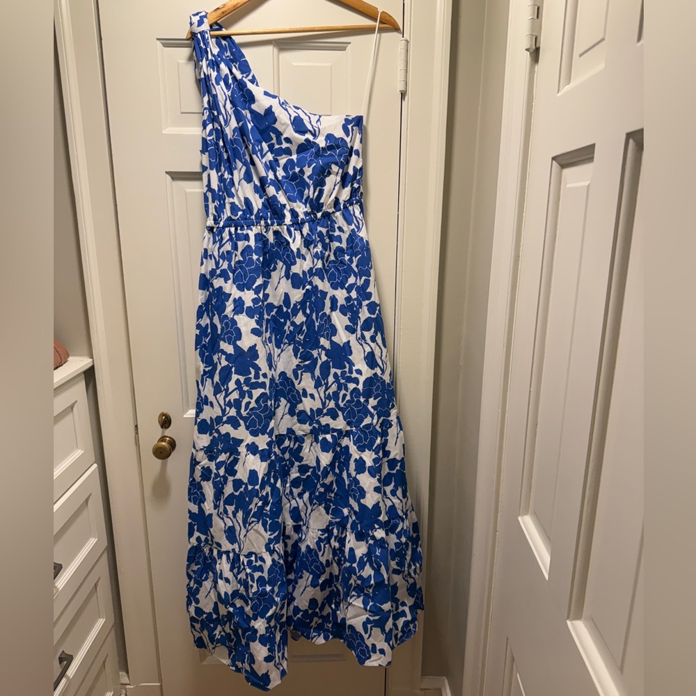 One-Shoulder Blue & White Floral Maxi Dress